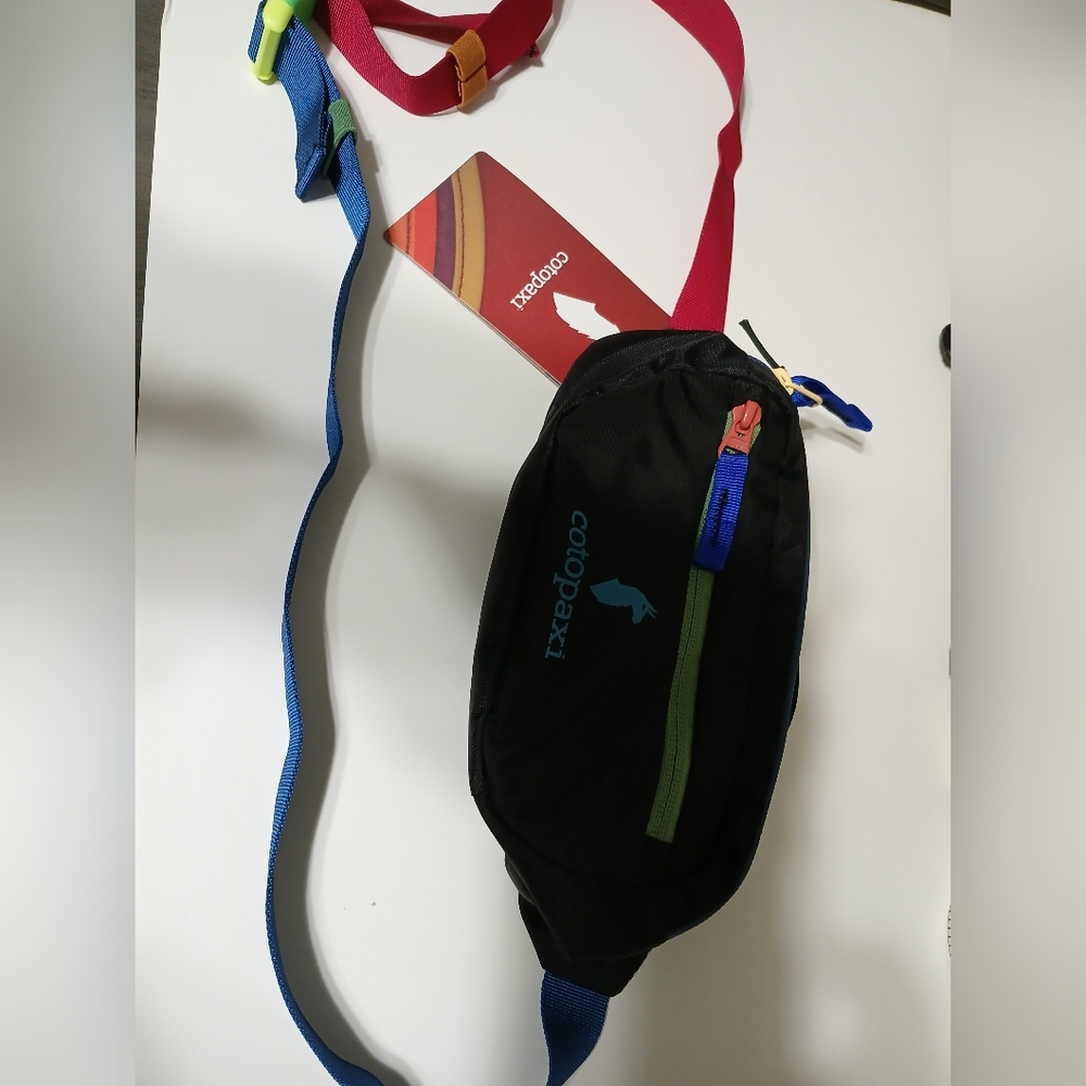 Cotopaxi mini Kapai 1.5 L Hip Pack Del Dia Dark